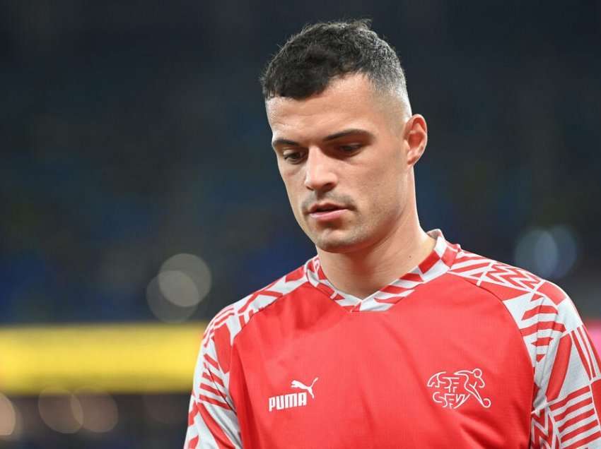 Granit Xhaka pyetet për Serbinë, kështu përgjigjet edhe për Mitroviqin