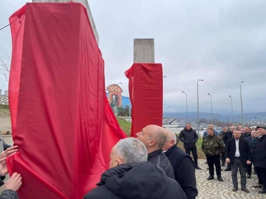 Shpaloset memoriali i martirëve te varrezat e dëshmorëve