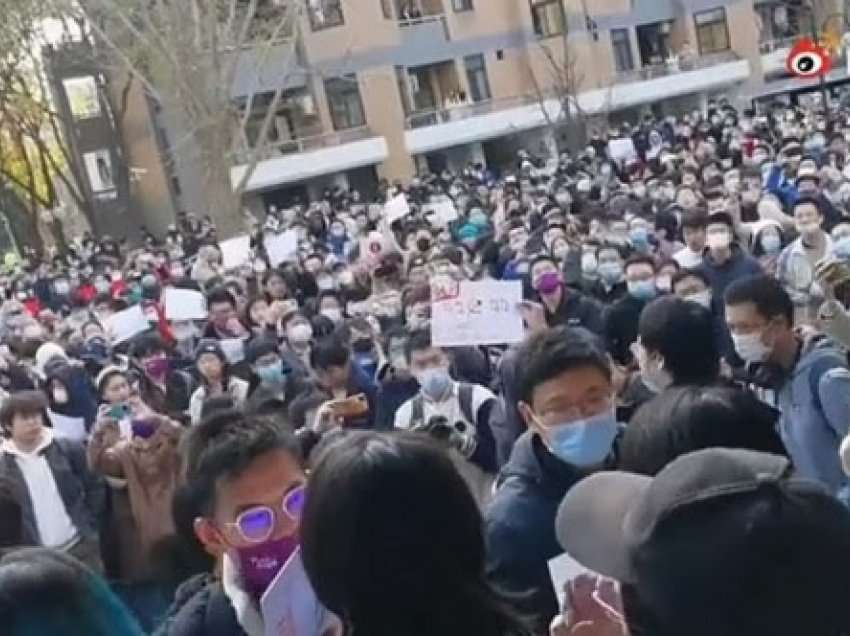 ​Kinë: Protesta të paprecedenta kundër qeverisë