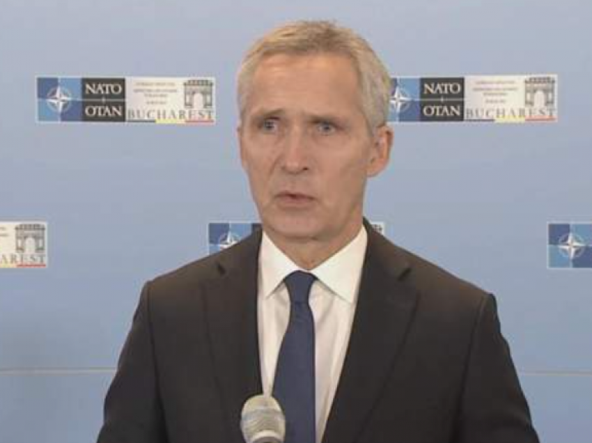 Stoltenberg: Europa duhet të përgatitet për mbërritjen e më shumë refugjatëve