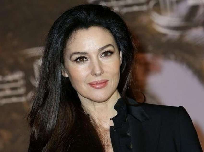 ‘Kur je e re ke ‘bukurinë e djallit’! Monica Bellucci mbush 58 vjeç, flet për pamjen e jashtme