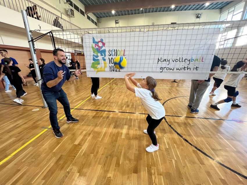 Vazhdon festivali i volejbollit për fëmijë