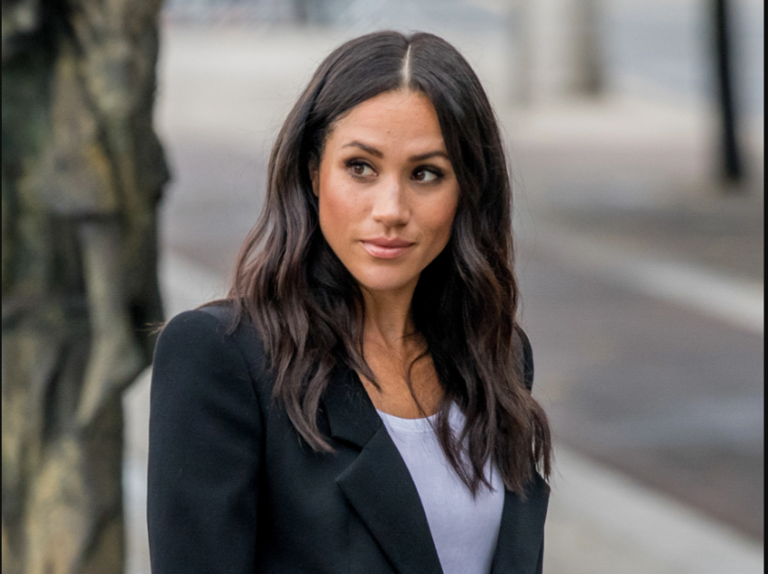 Meghan Markle rrëfen një nga momentet më të sikletshme të jetës së saj: Isha duke ecur lakuriq me…