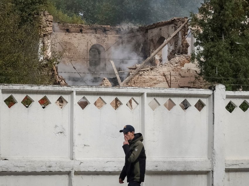 'Sulmet e shumta' nga 'municionet e prodhuara nga Irani' goditën rajonin e Kievit 