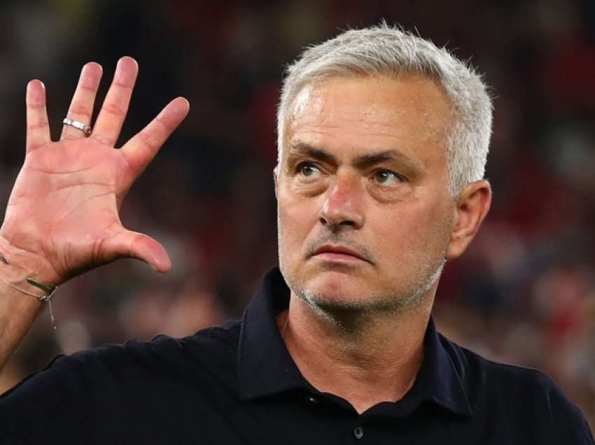 Mourinho mund të thyejë rekordin e Fergusonit sot