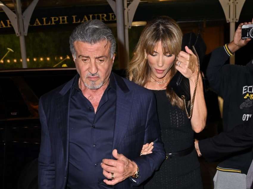 Nis kapitulli i ri! Sylvester Stallone dhe Jennifer Flavin shijojnë një ‘date’ si dy zogj të dashuruar