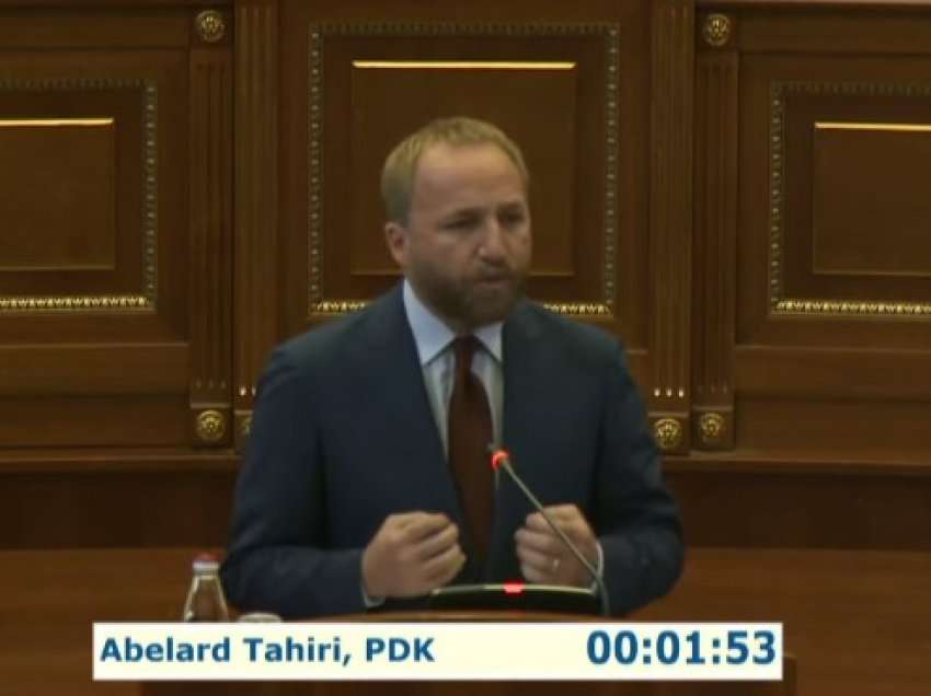 Tahiri: Kjo ministre e Kurtit promovoi revistën që e paraqiti Kosovën si vend të manastireve serbe