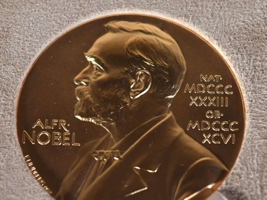 Aktivistët për të drejtat e njeriut në Bjellorusi, Ukrainë dhe Rusi fitojnë Nobelin për Paqe