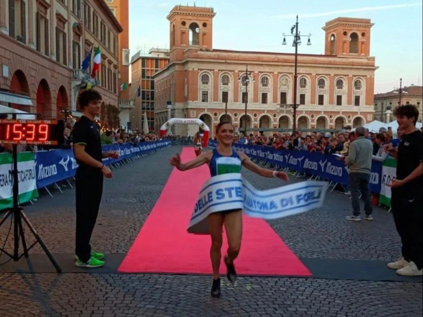 Luiza Gega shkëlqen në Itali 