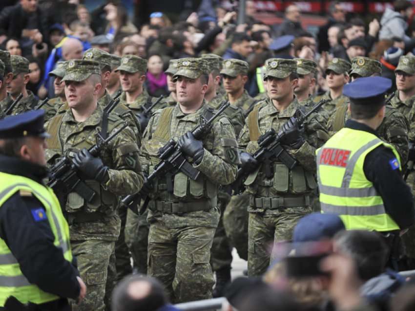 Asambleja Parlamentare e NATO-s vizitoi FSK-në