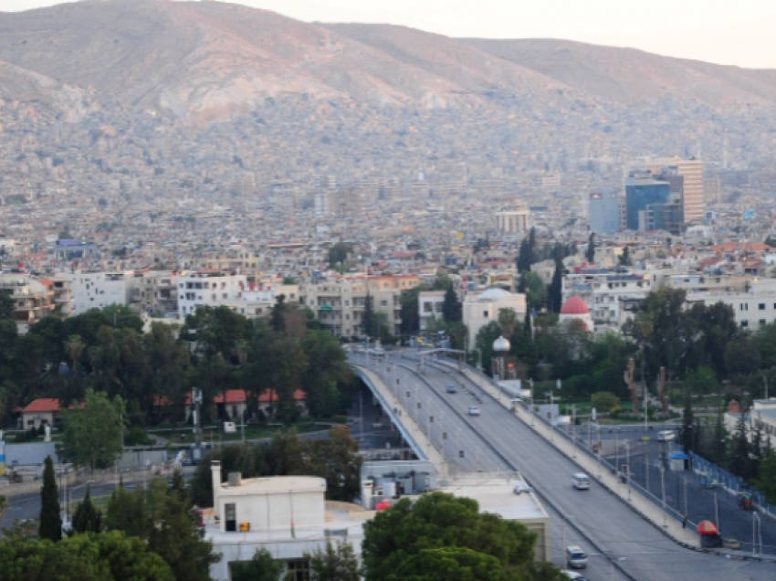 18 ushtarë të vdekur nga një shpërthim në një autobus ushtarak pranë Damaskut