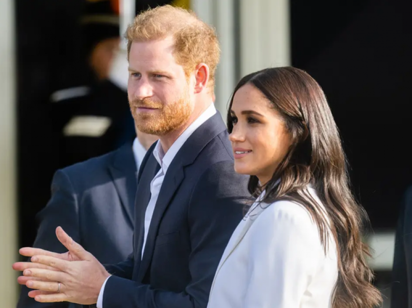 Gënjeshtra mbretërore? Harry dhe Meghan treguan histori kontradiktore në dokumentarin e tyre