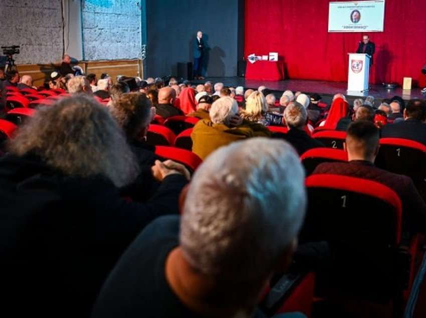 ​Busti i Adem Demaçit do të ndërtohet në qendër të Podujevës