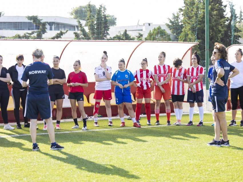 Pjesëmarrëset vlerësojnë nismën: Mundësi e shkëlqyer për të trajnuar vajzat në futboll