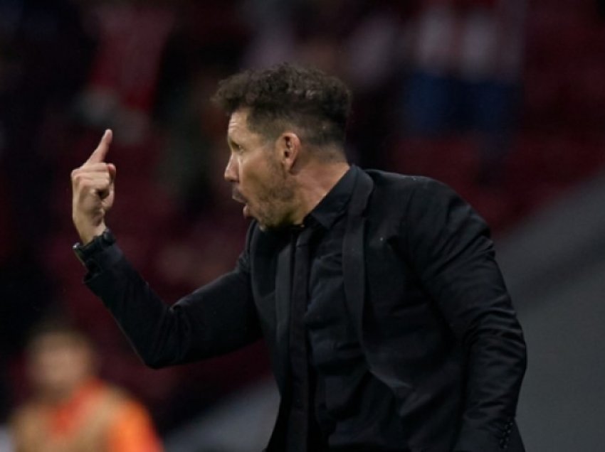 Simeone thotë se s`i intereson se çka mendojnë tifozët e Atleticos për të