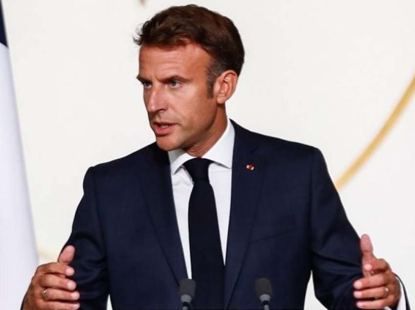 Macron: Duhet të bëhemi gati për luftë të gjatë në Ukrainë