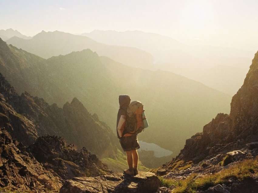 Të jetosh si një nomad: 8 avantazhet dhe disavantazhet e të jetuarit si i tillë