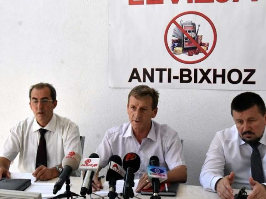 Lëvizja Anti-bixhoz paralajmëron protesta para Qeverisë dhe Kuvendit të RMV-së