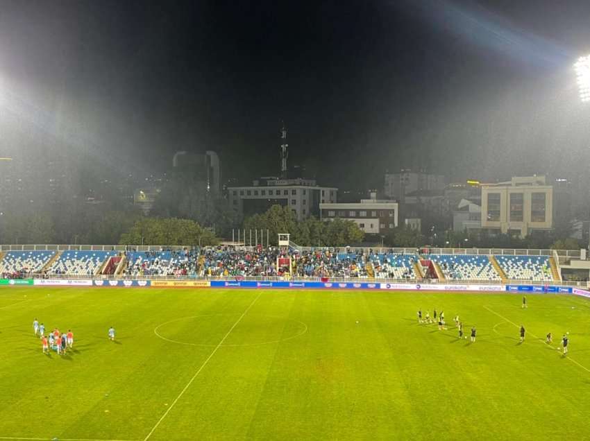 Përleshje në stadiumin 