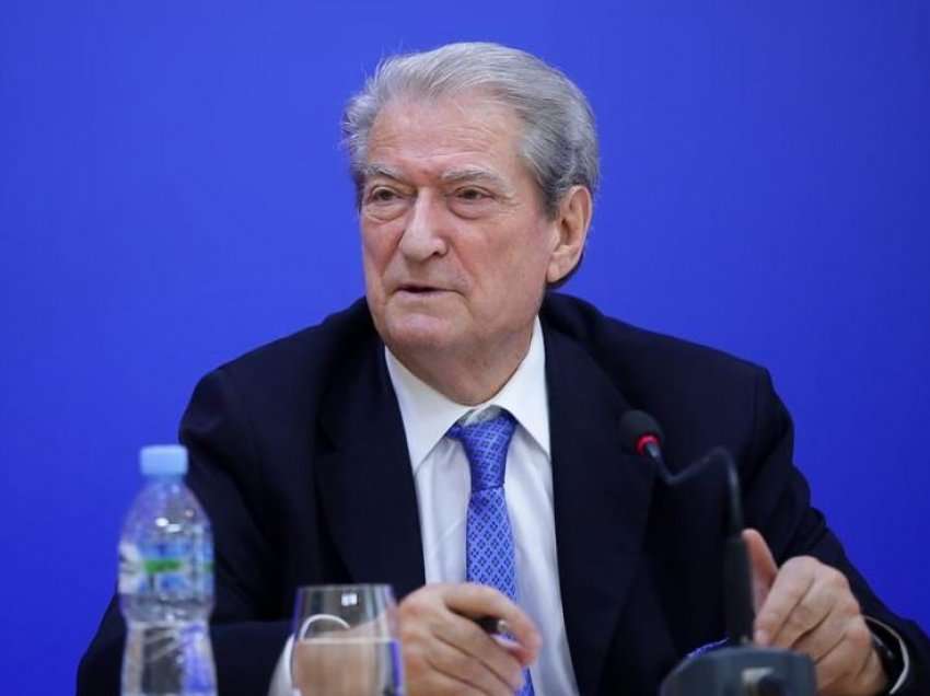   “Asnjë interes për qytetarët”- Berisha: Blihen instalacione 4 mln euro për të qetësuar sytë dhe xhepin e Edi Ramës