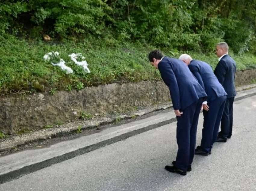 “Era shtet”/ Kurti e Sveçla në veri, vizitojnë vendin ku ra heroi Enver Zymberi dhe bazën e re të Policisë së Kosovës