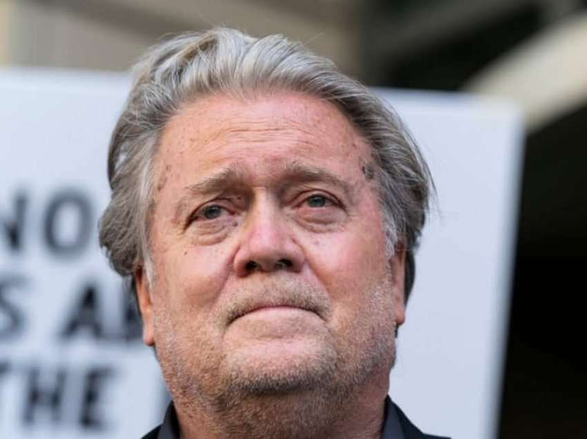 Steve Bannon përballet me akuza të reja në Nju Jork