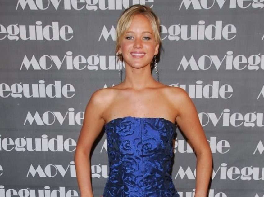 ​Jennifer Lawrence pranon se ka pësuar dy aborte