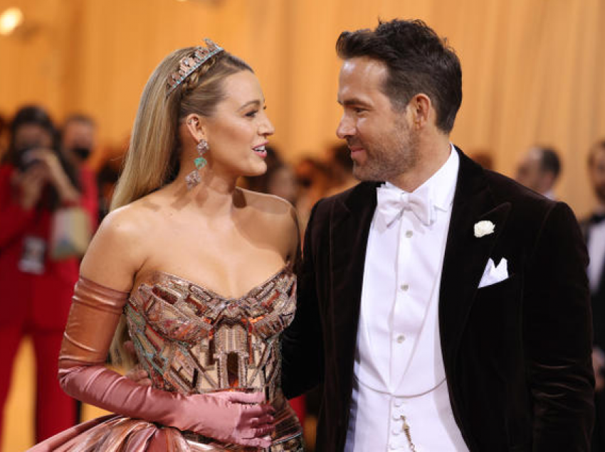 Blake Lively dhe Ryan Reynolds, prindër për herë të katërt! Aktorja tregon barkun e rrumbullakosur