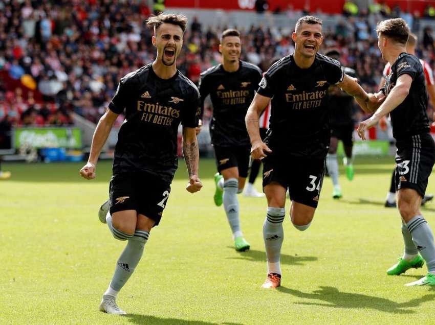 Xhaka asiston, Arsenali tregon fuqinë në konak të Brentford-it