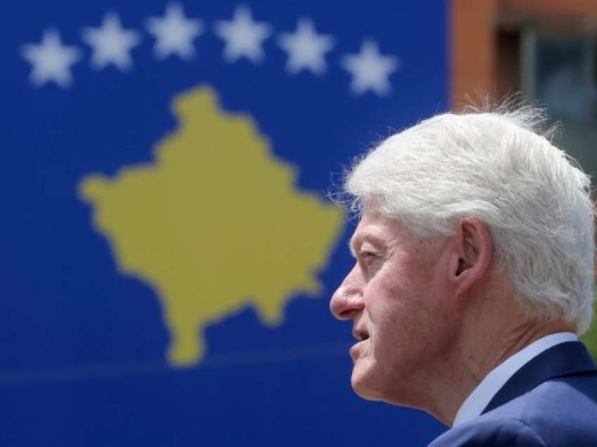 Nis fushata #YesYouDid, Bill Clinton: Bombardimet e NATO-s ishin me vend, nuk krahasohen me invazionin rus