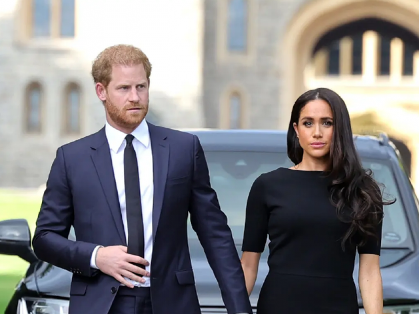 Mbretëresha ishte e rraskapitur nga trazirat e shkaktuara nga Harry dhe Meghan