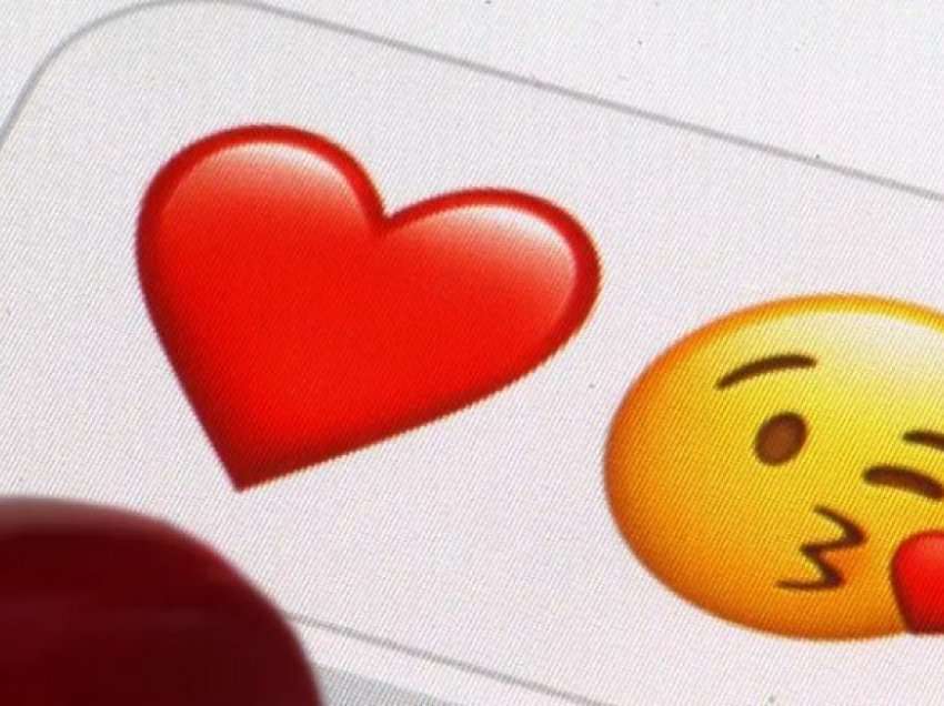 Me iOS 16 mund të dërgoni emoji përmes Sirit në çdo aplikacion të iPhone