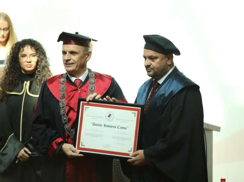 UP-ja e shpall “Doctor Honoris Causa” trajnerin Driton Kuka