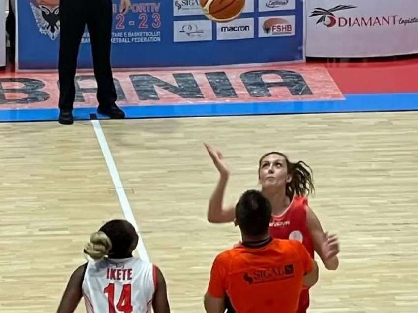 Tirana mposht Partizanin, sfidon Flamurtarin në finalen e Kupës