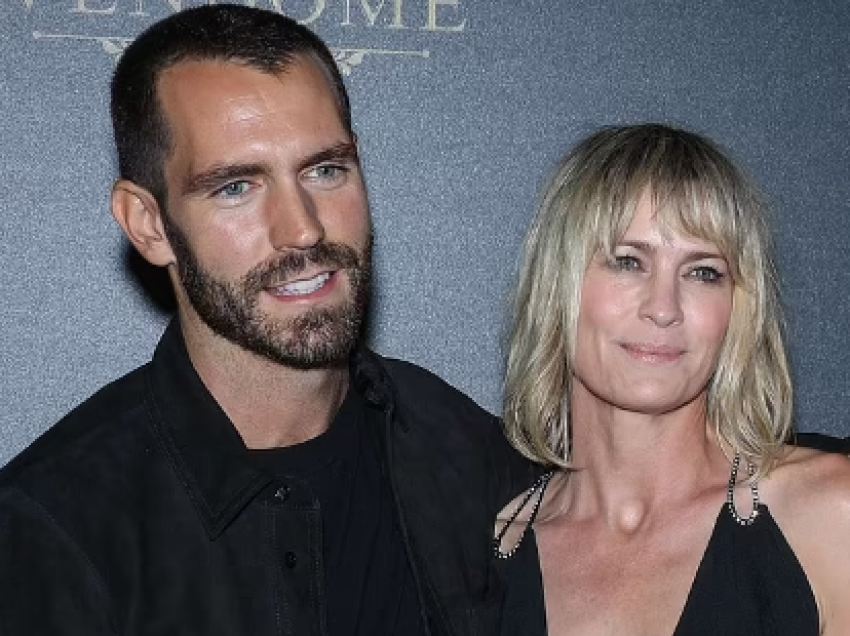 Robin Wright paraqet kërkesën për divorc nga Clement Giraudet 