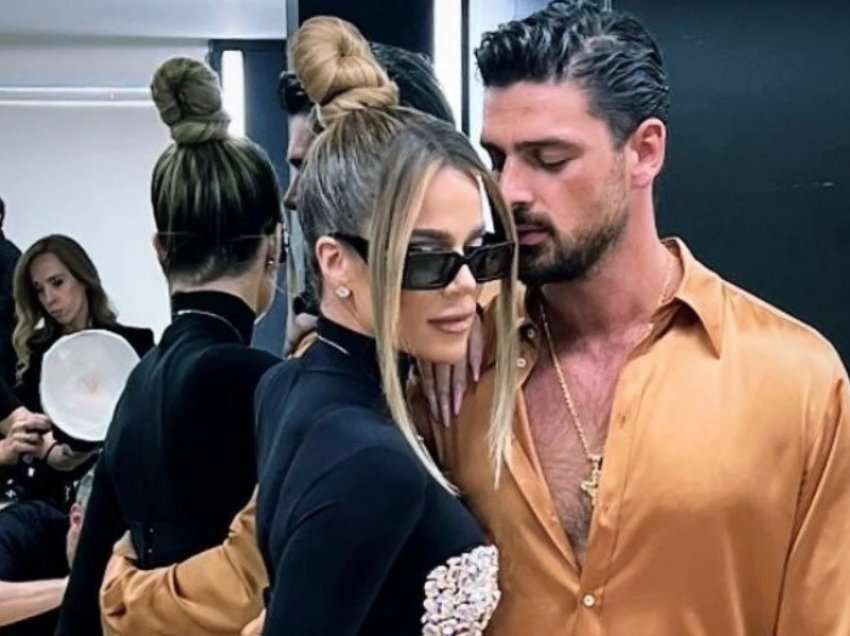 Khloe Kardashian “kapet” bashkë me aktorin italian Michele Morrone