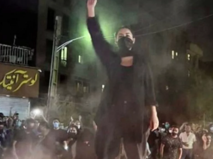 Dita e 11-të e protestave në Iran, 76 viktima deri më tani