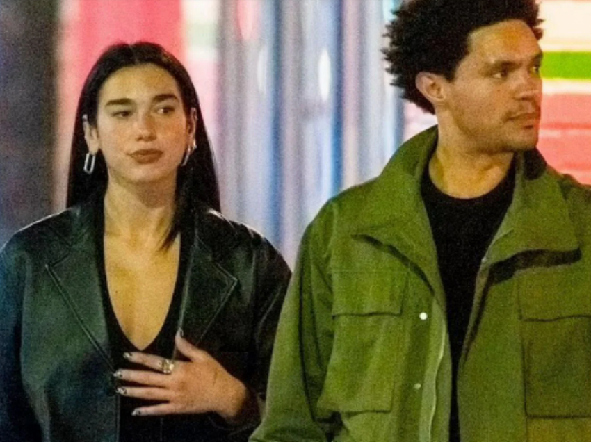 Puthje e përqafime, Dua Lipa në lidhje dashurie me Trevor Noah? 