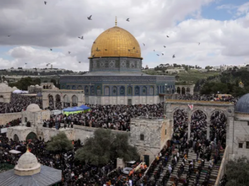 Ushtria izraelite vrau një palestinez në hyrje të xhamisë al-Aqsa