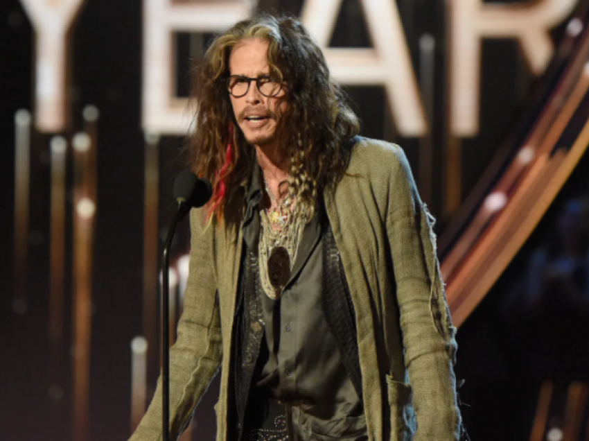 Steven Tyler mohon akuzat se ka sulmuar seksualisht një të mitur