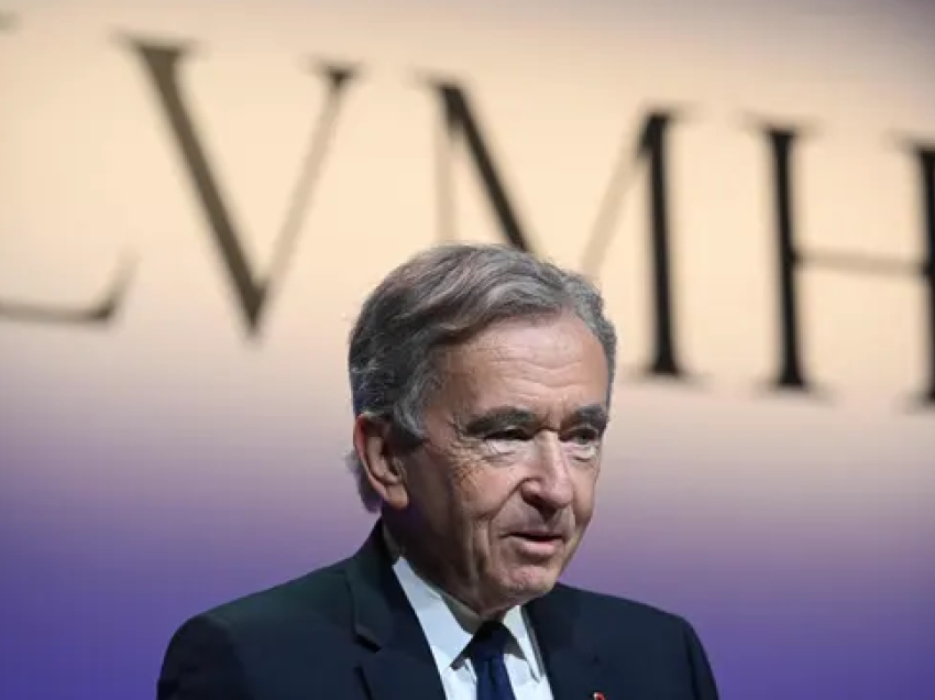 Personi i tretë në histori që kalon këtë prag, pasuria e Bernard Arnault arrin në mbi 200 miliardë dollarë