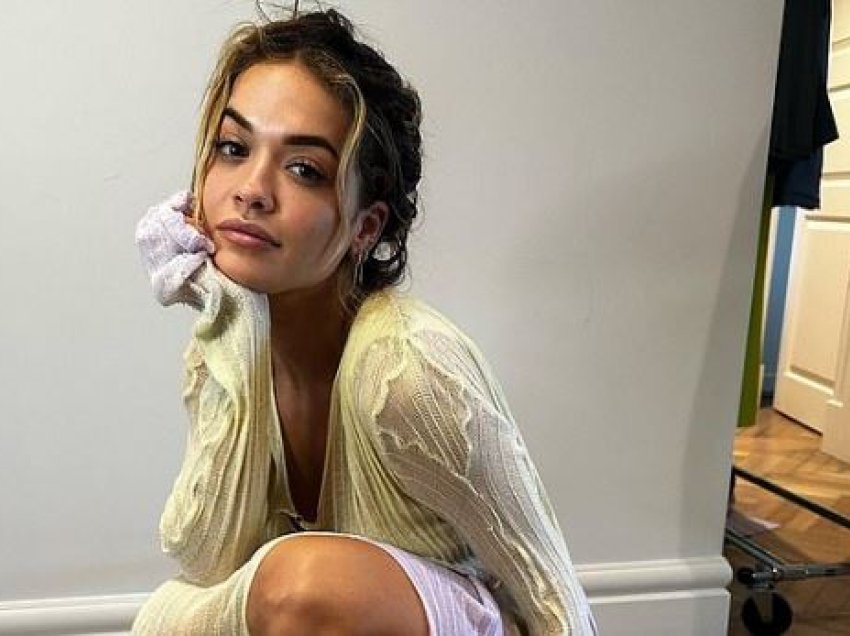 Rita Ora ka dy bashkëpunëtorë shumë të veçantë në këngën e re 