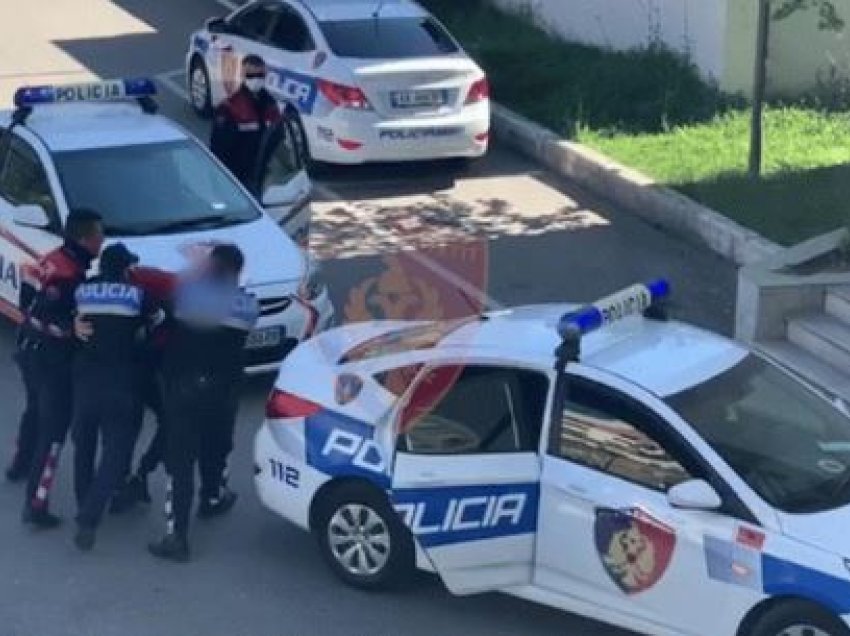 I shpallur në kërkim, policia e Korçës arreston 21-vjeçarin