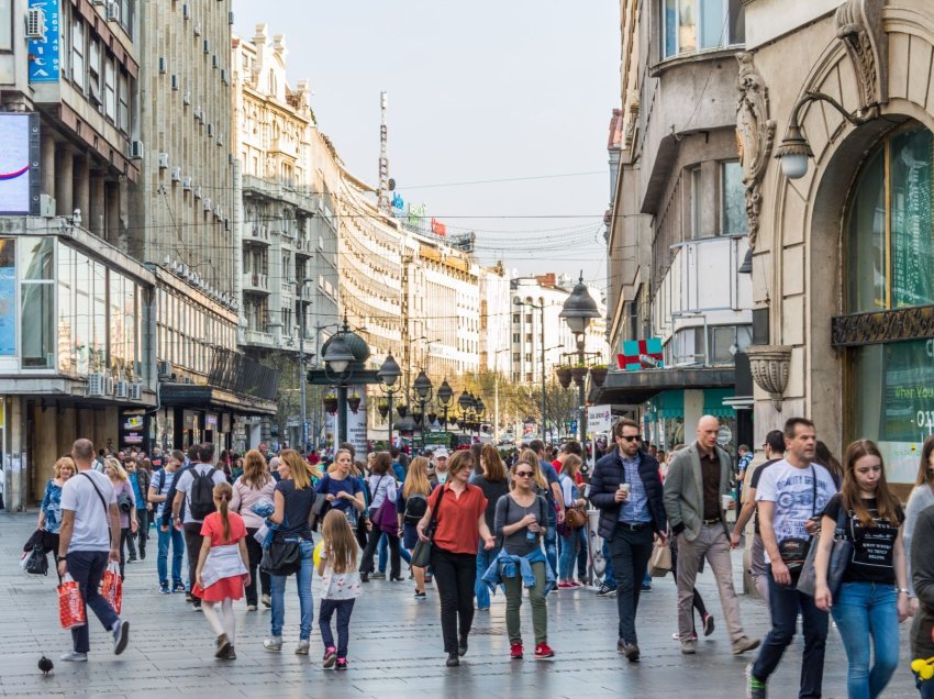 Sondazh befasues: 20% e qytetarëve të Serbisë pro pavarësisë së Kosovës