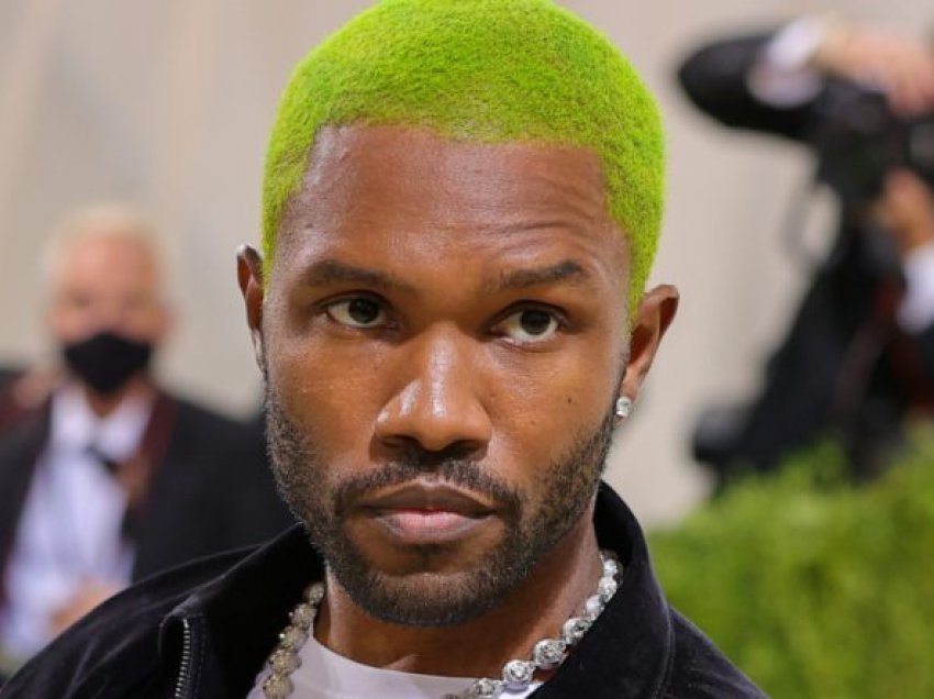 Frank Ocean rikthehet pas gjashtë vjetësh por i zhgënjen fansat