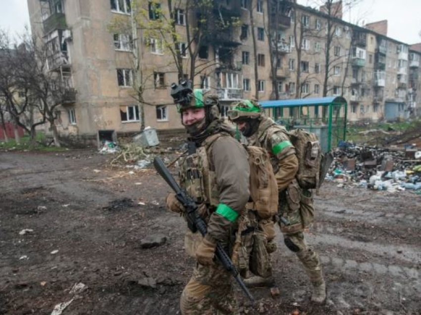 Sulmet ruse në Ukrainë shkaktojnë viktima dhe dëme në infrastrukturë