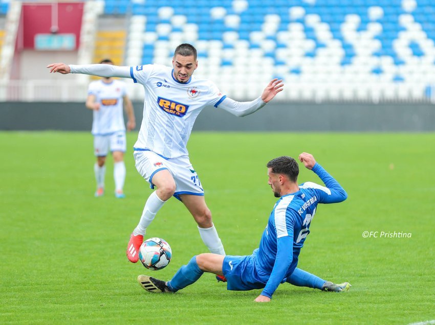 Prishtina shkatërron Vushtrrinë, kualifikohet në finale 