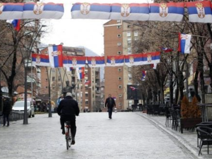 Mbërrijnë në veri kontejnerët ku do të votohet më 23 prill, po ruhen në stacione policore