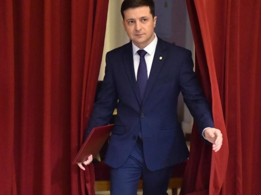 “Zelensky është i pashëm”, ky pohim i kushtoi me një dënim prej 450 eurove pensionistes ruse