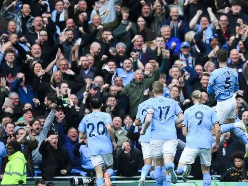 Manchester City është në garë për tre trofe